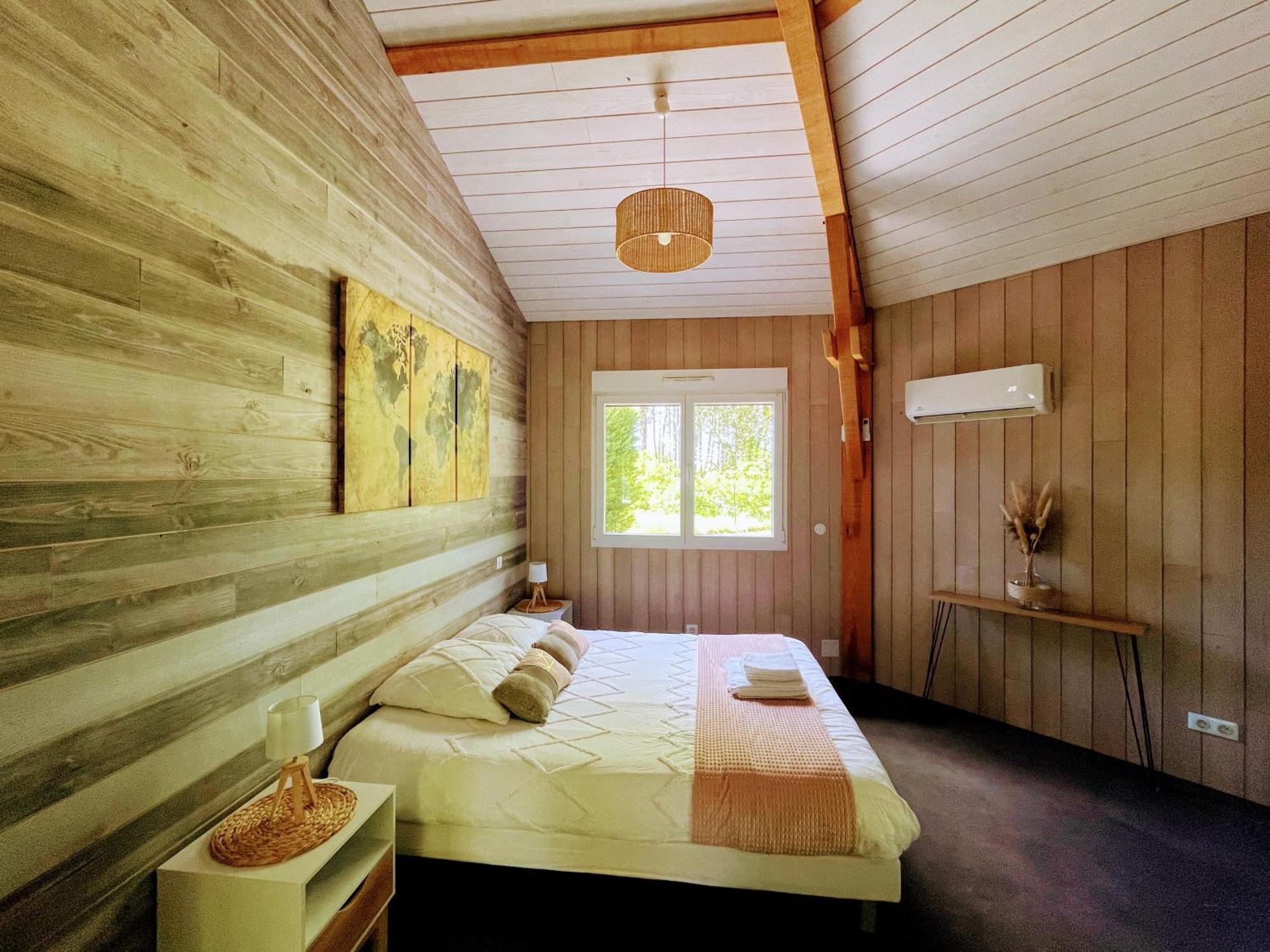 L Estanguet Maison Octogonale En Foret Rion-Des-Landes Bagian luar foto